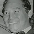 里昂·朗塔克