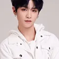 黄明昊
