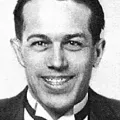 Ari Leschnikoff