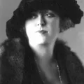 Jobyna Howland