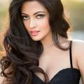 Riyaa Senn