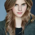Ayla Apple