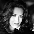 Claudia Wells