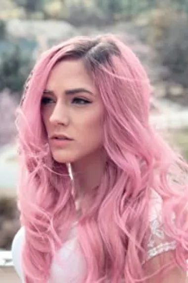 Courtney Akbar