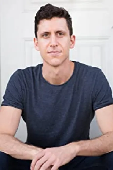 TJ·鲍尔