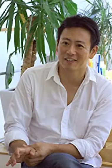 成田岳
