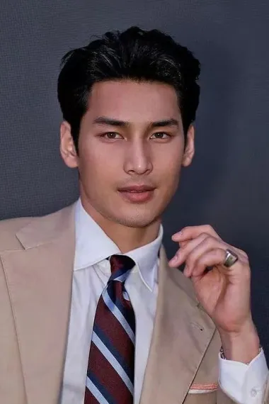 纳塔温·崴唐缇派特