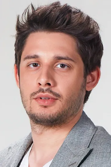 奥兹甘·卡拉曼