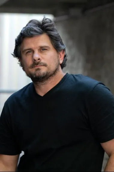 Luis Ara