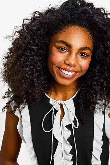 阿丽斯塔·阿欣