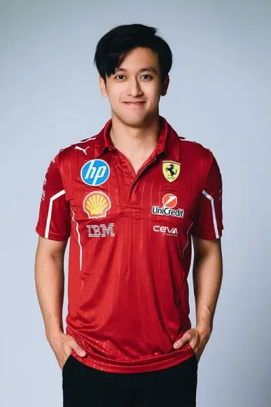 周冠宇