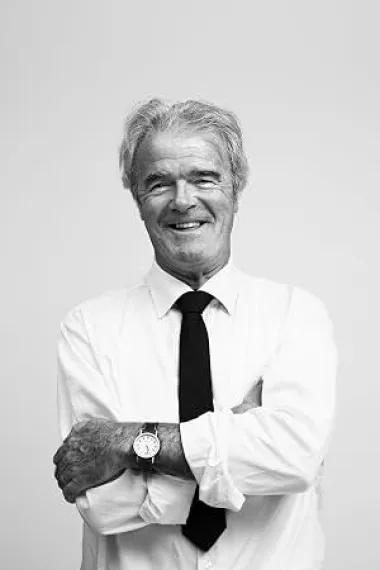 Ian Burns