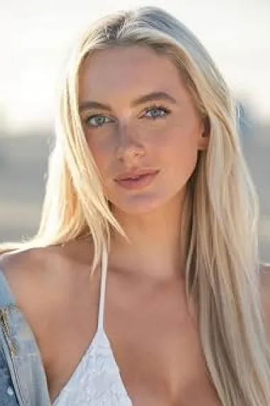 Lauren Peters