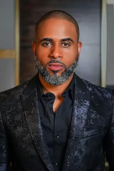 Damian Valentine