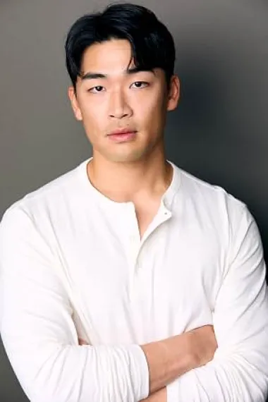 Dan Hwang