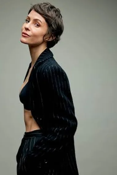 Linsey Godfrey