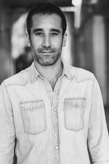 Tom Kirk
