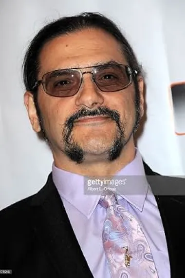 Larry L Andrews