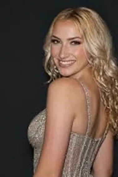 Lauren Alenia