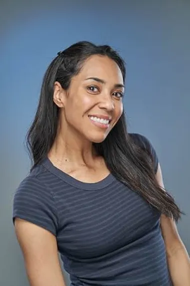 Liz G. Buché